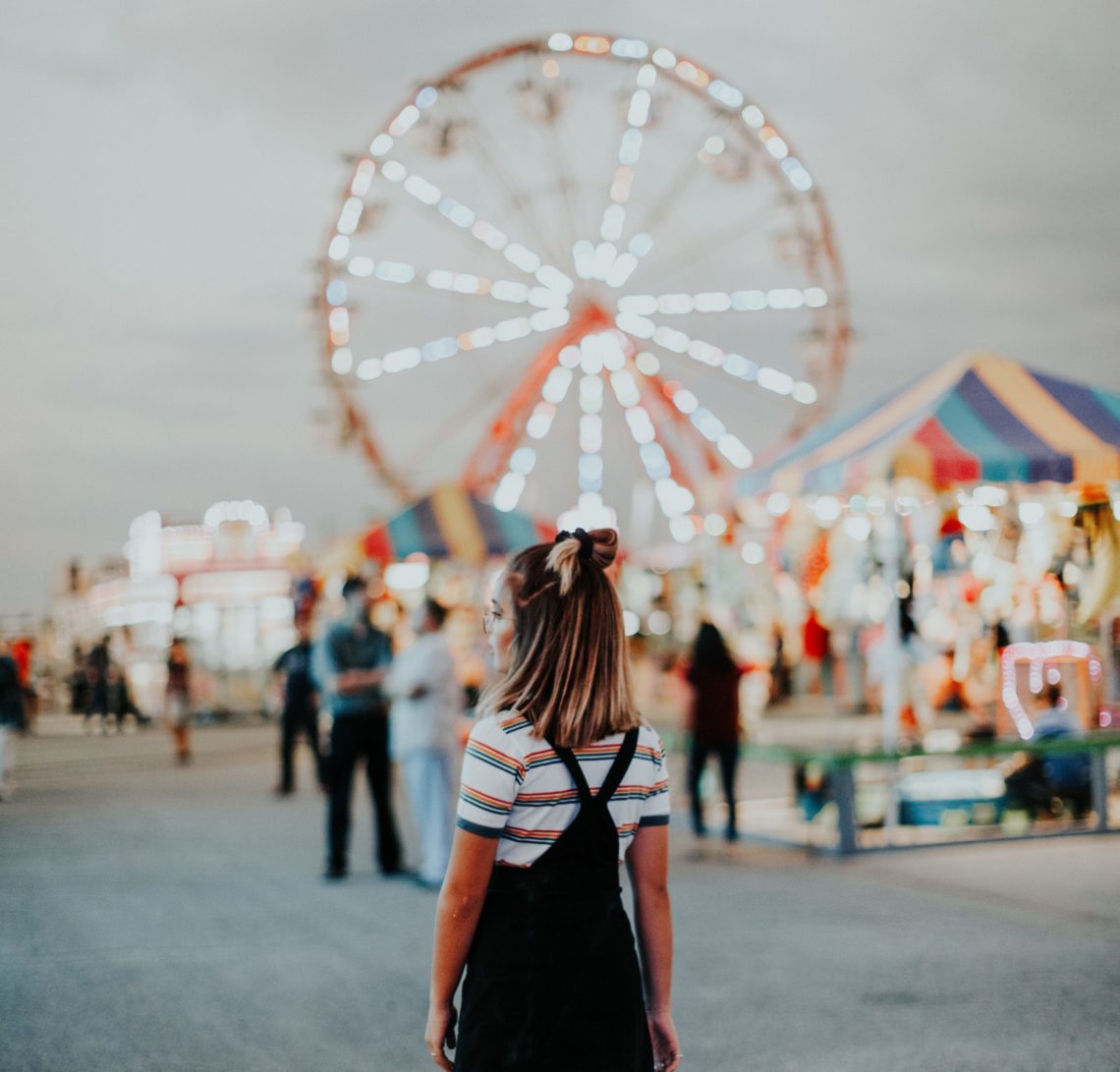 Three encouraging lessons i've learned from doing more by myself | Finding Yourself | Things to Do Alone | Date Yourself | justbeautifullyhonest.com