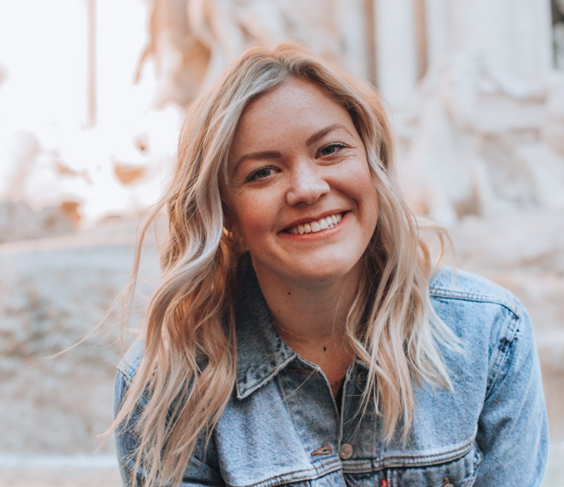 How falling in love with my own story changed my view of singleness | Encouragement for Singles | Fall in Love With Your Story | Own Your Story | Single Women | Singleness Quotes